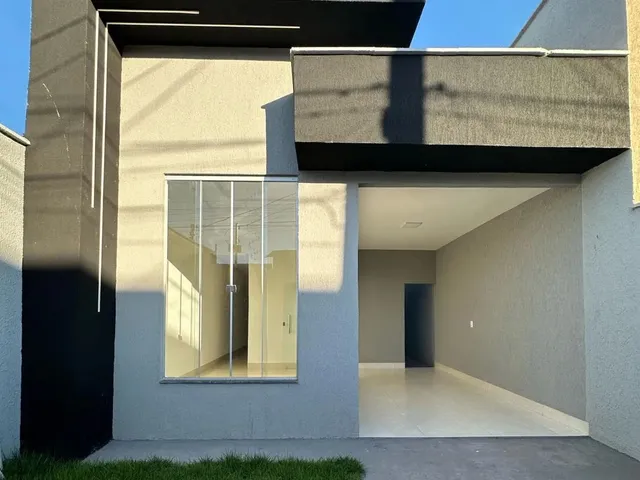 Imagem: A casa possui 3 Dormitórios, 1 Suíte, 3 Banheiros, 2