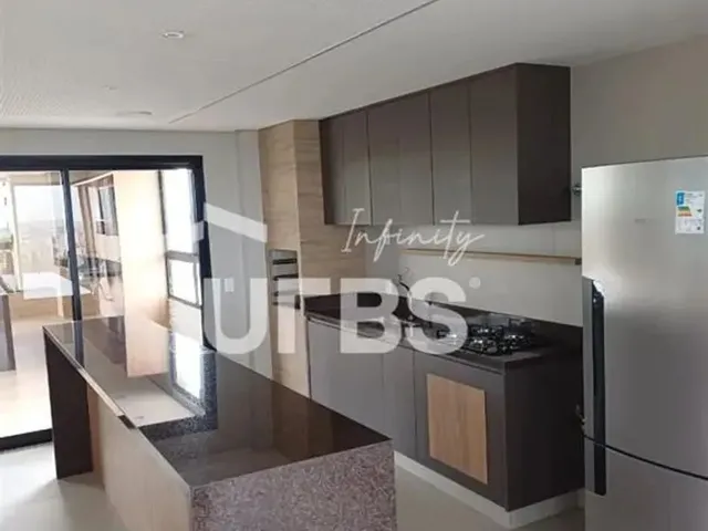 Imagem 1: Apartamento 3 Quartos, Um Suíte, Andar Alto, Nascente, Duas Vagas de Garagem Coberta