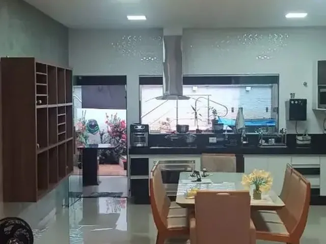 Imagem: Casa 3 Quartos Sendo 2 Suites Montada em
