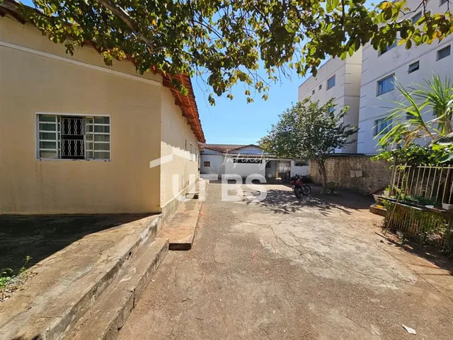 Imagem 7: Casa de Rua com 4 Quartos - Setor Sudoeste