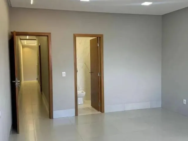 Imagem 5: Título: Sobrado Alto Padrão Jd. Vila Boa - 3 Suítes (Master C/ Hidro) - Piscina e Mini