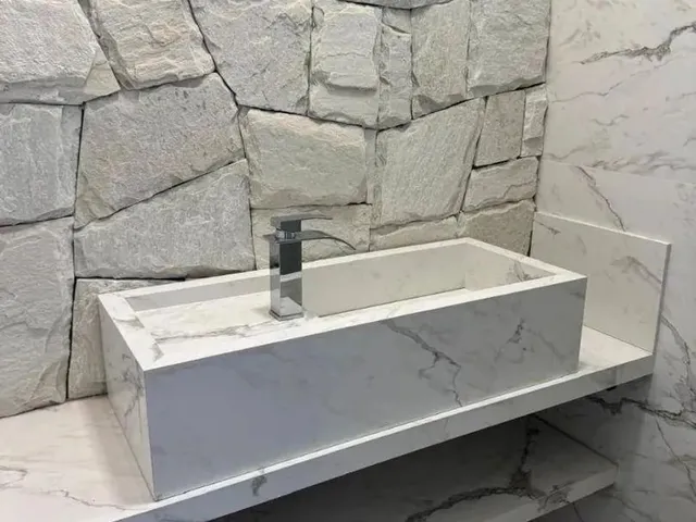 Imagem 11: Título: Sobrado Alto Padrão Jd. Vila Boa - 3 Suítes (Master C/ Hidro) - Piscina e Mini
