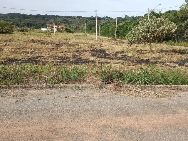 Imagem: Excelente Lote de Esquina para Morar Investir