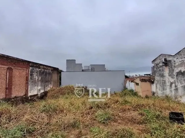 Imagem: O terreno possui 380m² de Área e está localizado em