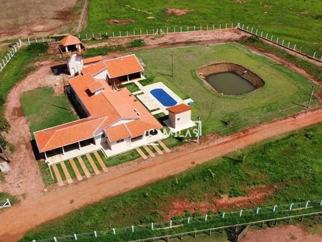 Imagem: Fazenda com 6 Dormitórios À Venda, M²