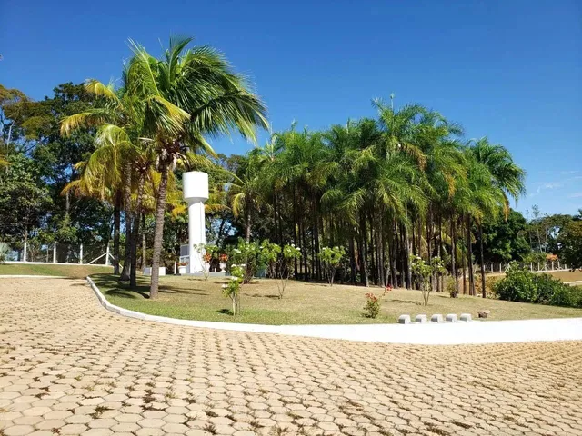 Imagem 8: Imóvel para Venda com 600 Metros Quadrados com 5 Quartos em Setor Central - Três