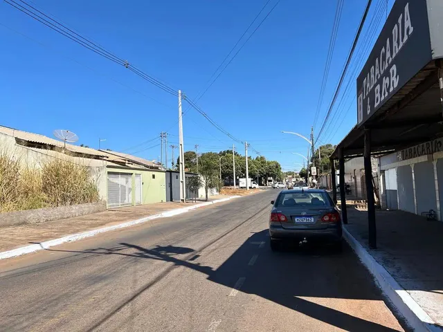 Imagem: Vende-Se Lote Avenida Comercial no Setor