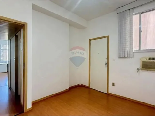Imagem 10: Sala Comercial 35M² Reformada a Venda Posto 5 de Copacabana