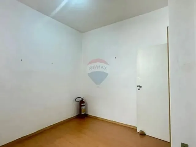 Imagem 4: Sala Comercial 35M² Reformada a Venda Posto 5 de Copacabana