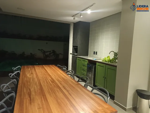 Imagem 6: Casa Duplex para Venda, 4 Suítes, 5 Banheiros, Área Total de 300 m², em Condomínio