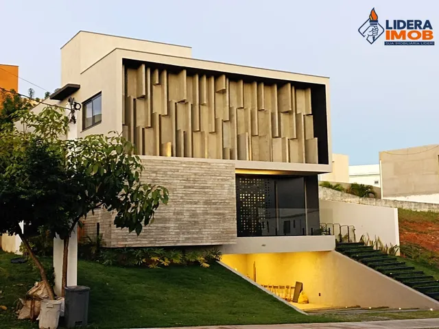 Imagem 14: Casa Duplex para Venda, 4 Suítes, 5 Banheiros, Área Total de 300 m², em Condomínio