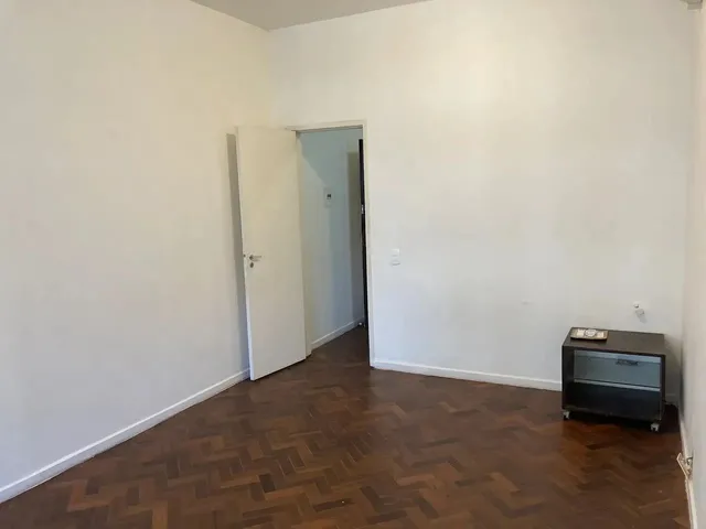 Imagem 4: Oportunidade Sala Comercial com Garagem em Um dos Melhores Pontos de Copacabana