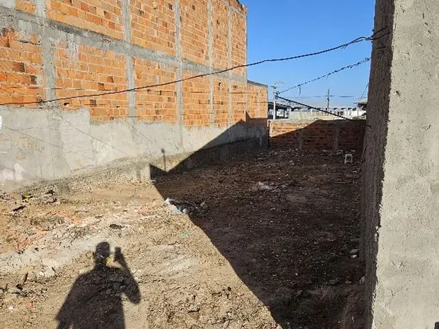 Imagem: O terreno possui 132m² de Área e está localizado em