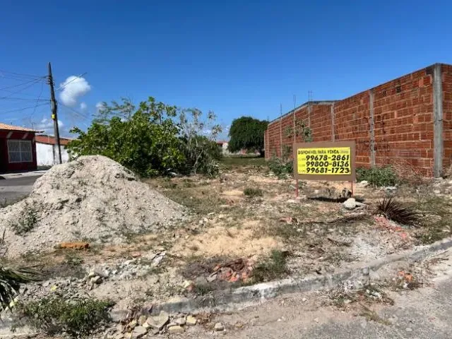 Imagem: Lote de Esquina À Venda em Pirambu - Oportunidade