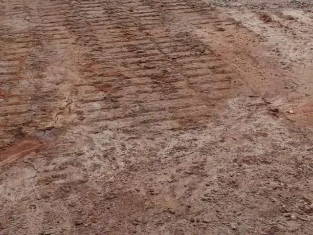 Imagem: Terreno de 315 M² na Pista do Açú, Colônia
