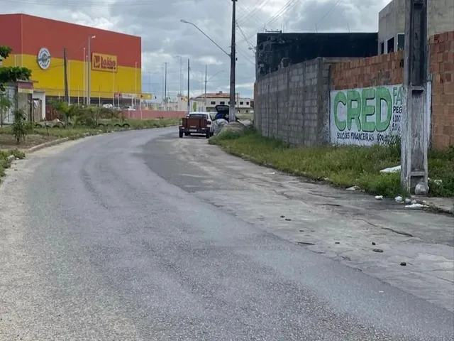 Imagem: Vendo Terreno na Av do Albano