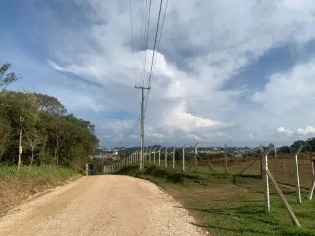 Imagem 2: Área no Roça Grande - Colombo Pr