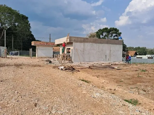 Imagem: Terrenos em Cond Próx Ao Col Est Guaraituba