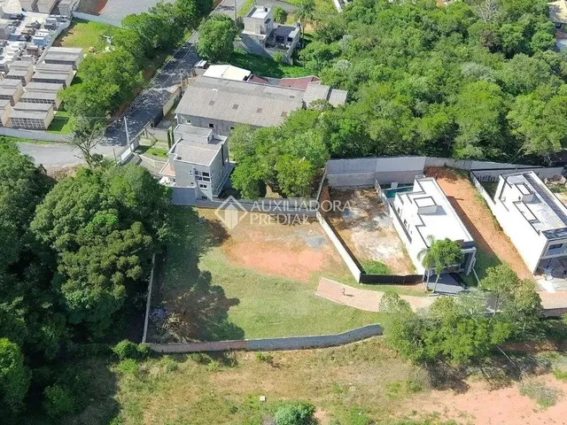 Imagem: Amplo Terreno em Condomínio 336 M² no