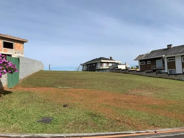 Imagem: Terreno Á Venda no Condomínio Alphaville
