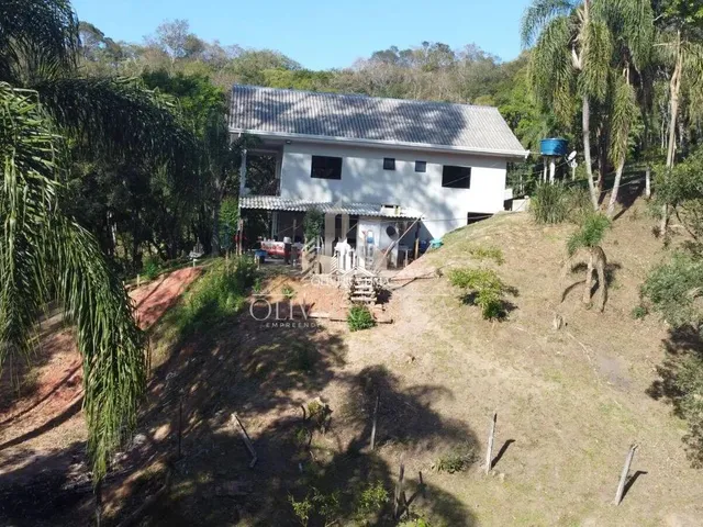 Imagem: Chácara com 1 Dormitorio(S) Localizado(A)
