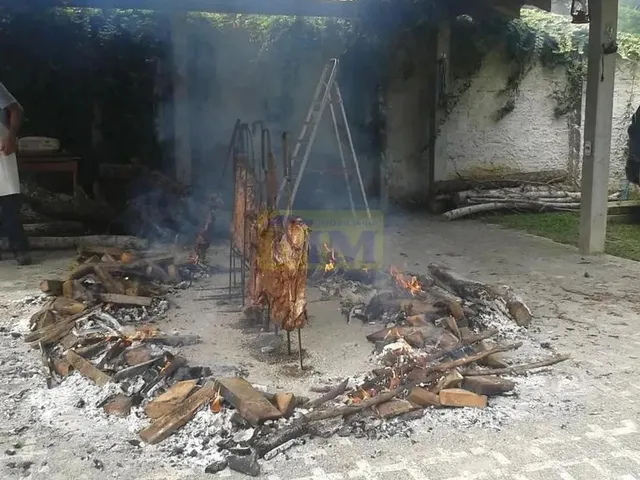 Imagem 4: Descubra Seu Refúgio Exclusivo em Pinhais: Chácara no Condomínio Greenfields