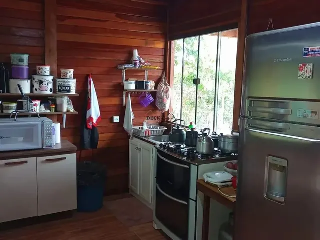 Imagem 2: Chácara na Lapa com 2.310M² com Piscina, 3 Dormitórios, Área Gourmet e Semi-Mobiliada