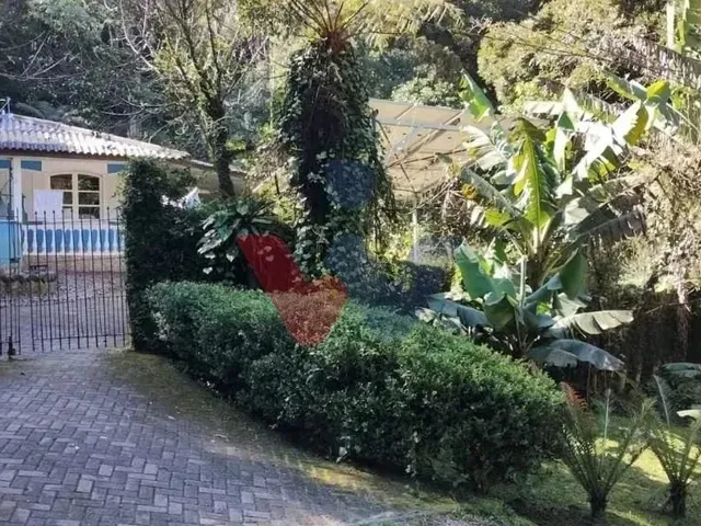 Imagem: Chácara com 3 Dormitórios À Venda,5000.00