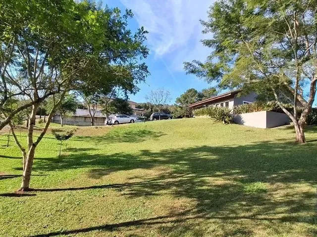 Imagem: Chácara com Casa em Condomínio, Local
