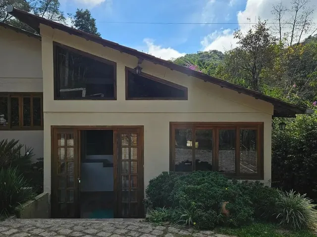 Imagem 15: Imóvel para Venda com 5000 Metros Quadrados com 4 Quartos em Centro - Campo Magro - Pr