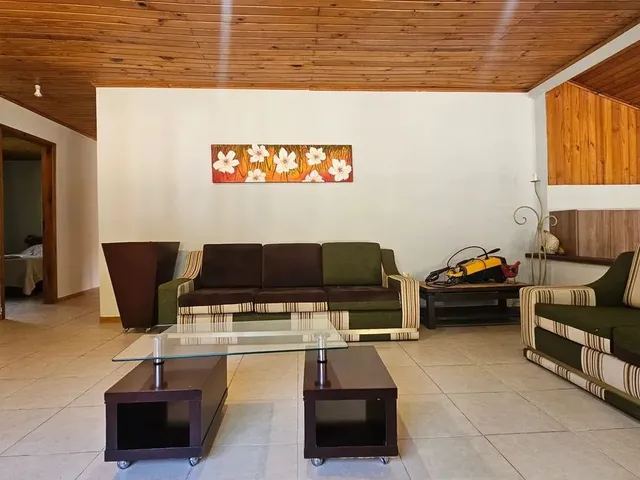 Imagem 11: Imóvel para Venda com 5000 Metros Quadrados com 4 Quartos em Centro - Campo Magro - Pr