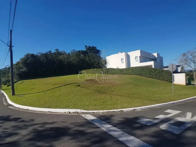 Imagem 2: Alto, de Esquina e com Vista Privilegiada