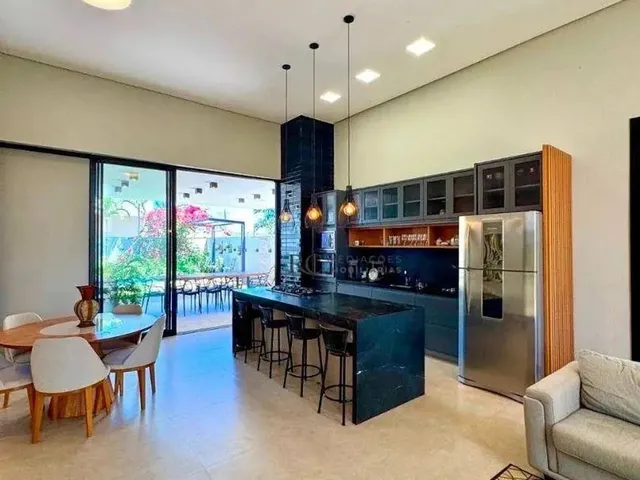 Imagem 10: Casa com 3 Dormitórios À Venda, 280 M² por R$ 2.450.000,00 - Interlagos - Vila Velha/Es