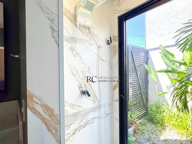 Imagem 13: Casa com 3 Dormitórios À Venda, 280 M² por R$ 2.450.000,00 - Interlagos - Vila Velha/Es