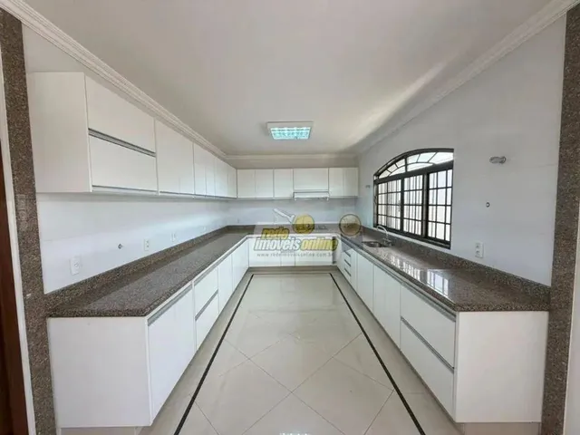 Imagem 16: Casa com 4 Dormitórios À Venda, 419 M² por R$ 1.600.000,00 - Mercês - Uberaba/Mg