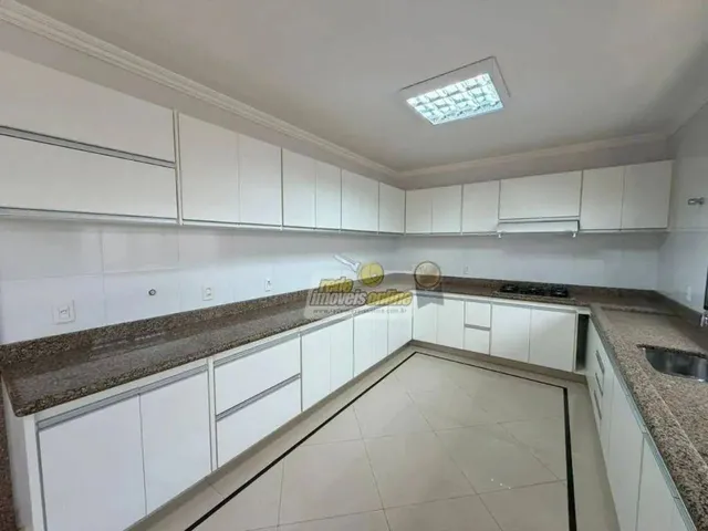 Imagem 14: Casa com 4 Dormitórios À Venda, 419 M² por R$ 1.600.000,00 - Mercês - Uberaba/Mg