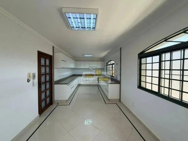 Imagem 9: Casa com 4 Dormitórios À Venda, 419 M² por R$ 1.600.000,00 - Mercês - Uberaba/Mg