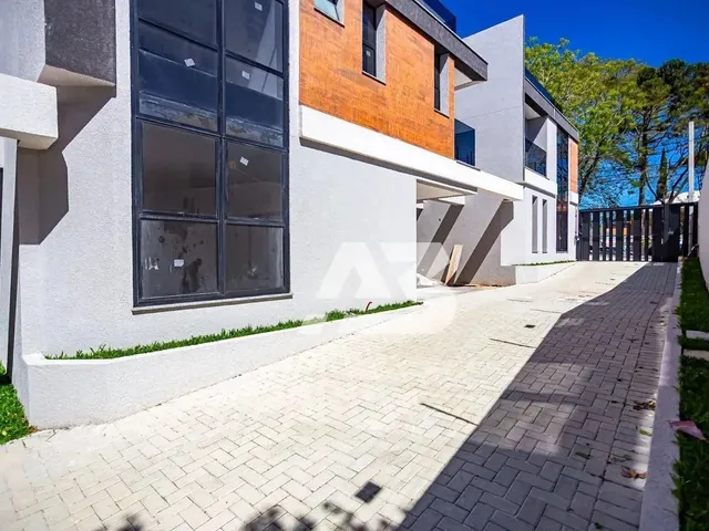 Imagem 1: Sobrado com 3 Dormitórios À Venda, 155 M² por R$ 1.383.000,00 - Mercês - Curitiba/Pr