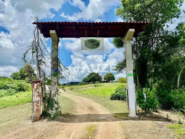 Imagem 1: Chácara À Venda com 3 Casas Construídas e Salão de Eventos -Com 60.545 M² Total Em
