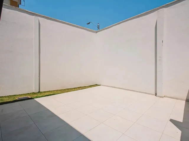 Imagem 11: 2 Quartos com Varanda, Vaga e Perto do Centro para Venda Ou Locação