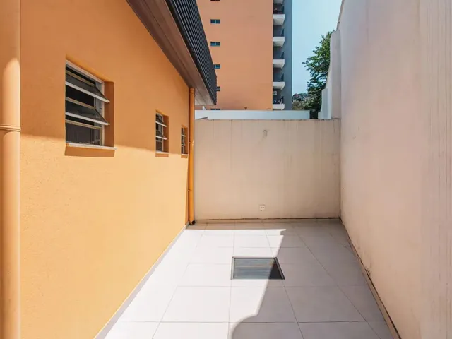 Imagem 9: 2 Quartos com Varanda, Vaga e Perto do Centro para Venda Ou Locação