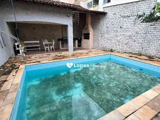 Imagem: Casa Duplex com 4 Quartos 5 Vagas À Venda