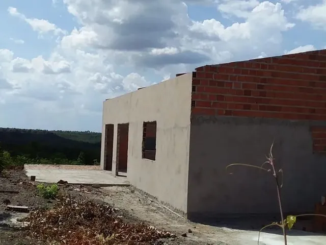 Imagem: Vendo Terreno com Casa em Construção Bem