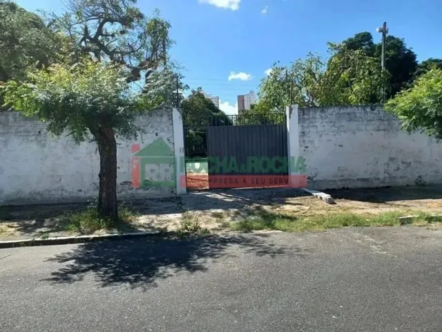 Imagem: Terreno para Alugar com 924,00 Metros Quadrados