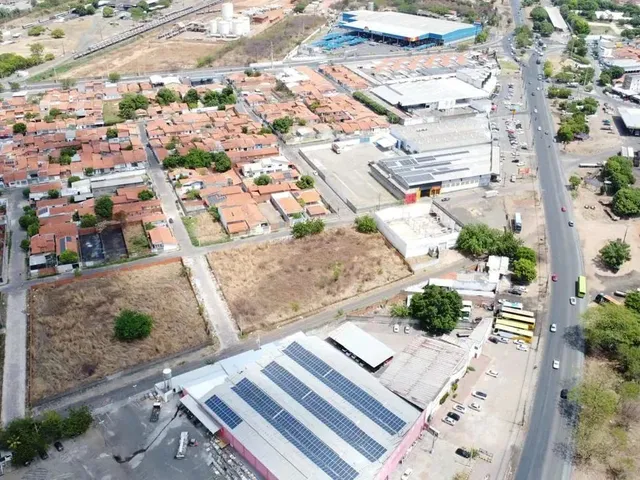 Imagem 3: Terreno Á Venda no Grande Dirceu com 4.200M², Ideal para de Condomínios Residenciais E