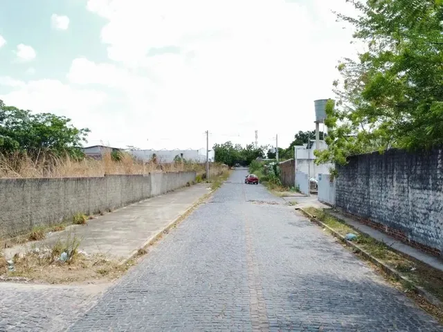 Imagem 4: Terreno Á Venda no Grande Dirceu com 4.200M², Ideal para de Condomínios Residenciais E