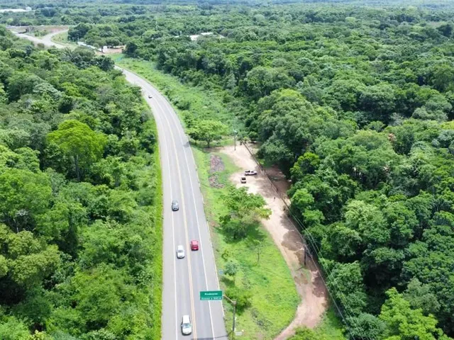 Imagem: Grande Área de Terreno a Venda em Teresina