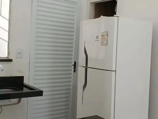 Imagem 3: Imóvel com Renda | Casa + 2 Kitnets + Prédio em Construção