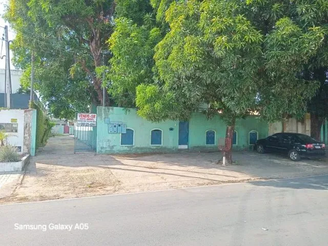 Imagem: Terreno com 4 Casas Excelente Oportunidade!