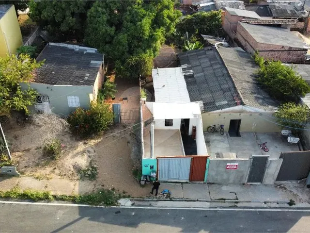 Imagem: Casa com 7 Quartos À Venda em Calungá
